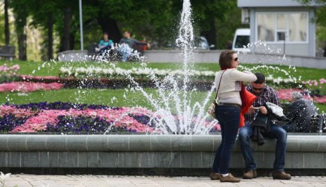 Sutra promenljivo oblačno i nestabilno vreme