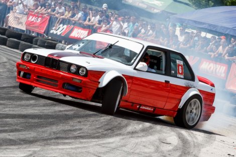 Humanitarni drift vikend u Čačku