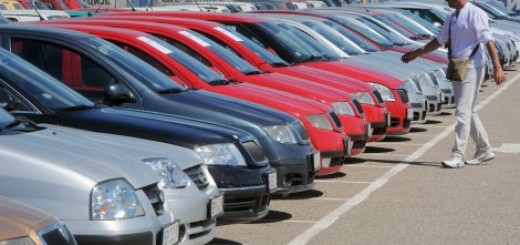 Veliko interesovanje građana za automobile na javnoj licitaciji