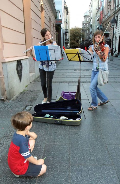 Javni čas za ulične zabavljače