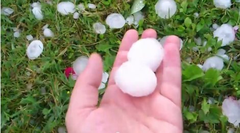 Krupan grad u Kosjeriću, oluja u Čačku Video