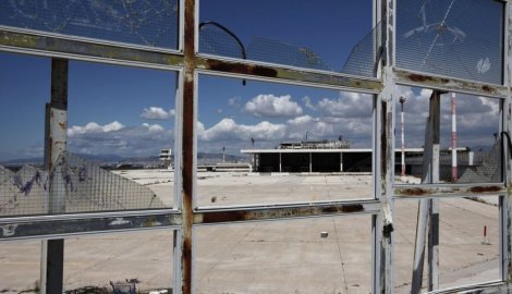 Zapuštene piste postaju luksuzno odmaralište: Ovako danas izgleda nekada najveći grčki aerodrom