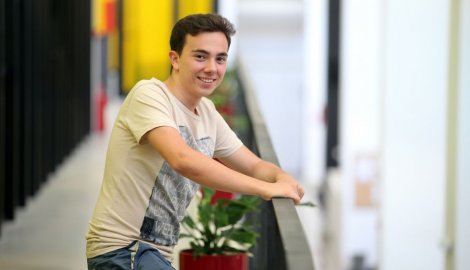 Pomozimo genijalcu iz Srbije: Vojislav Gligorovski