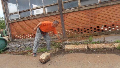 Sreća je da nije pogodila cisternu s hlorom: Mesto gde je pala raketa