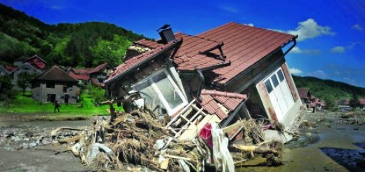Katastrofa: Poplave i klizišta ostavili bez doma hiljade ljudi