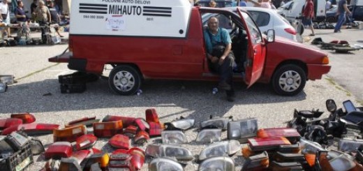 JEFTINO, ALI KVALITETNO Šta sve može da se kupi na Bubanj potoku