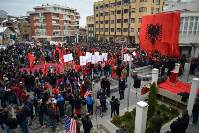 Protesti Albanaca u Medveđi (foto: Tanjug)